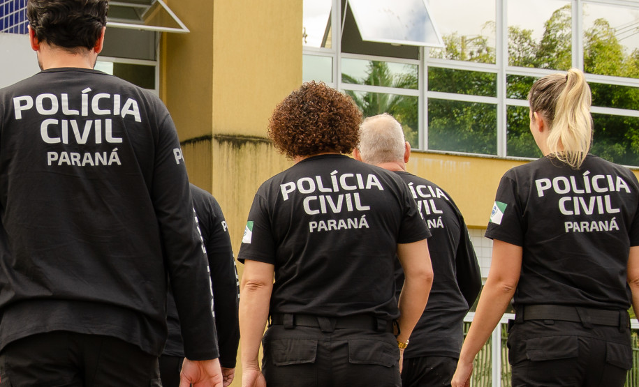 PCPR prende três homens e apreende dois adolescentes durante operação contra o tráfico de drogas em Foz do Iguaçu