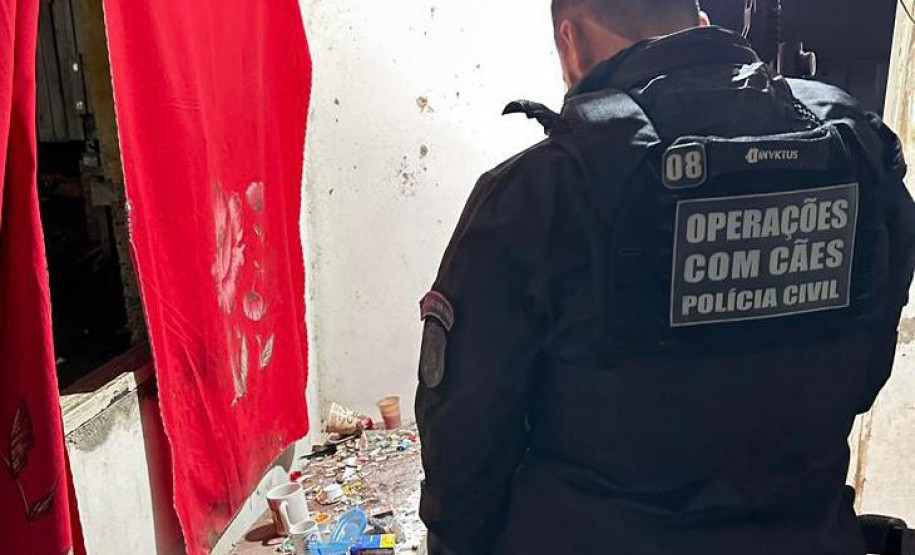 PCPR prende três pessoas em operação contra tráfico de drogas em Jaguariaíva