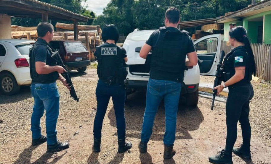 PCPR prende três pessoas condenadas por tráfico de drogas em Jaguariaíva