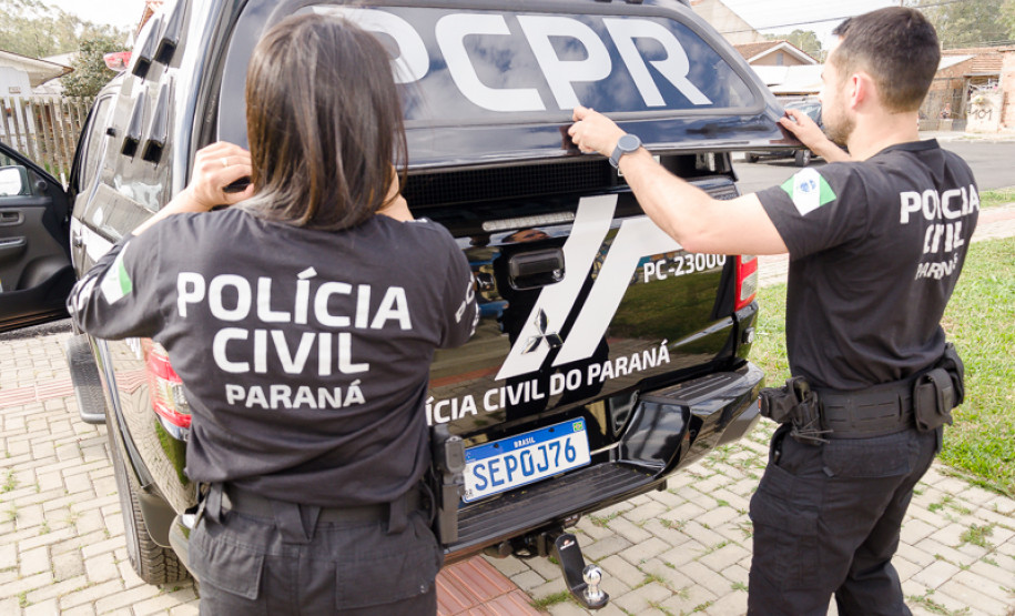 PCPR e PMPR prendem oito pessoas em operação contra o tráfico de drogas em Colombo