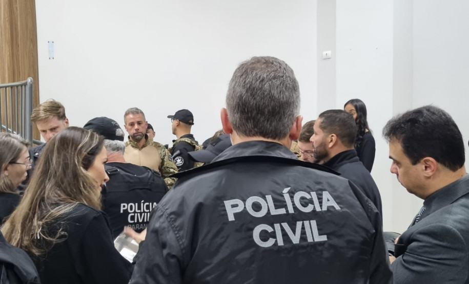 PCPR e MPPR prendem 15 pessoas em operação contra organização criminosa ligada ao tráfico de drogas em diversos estados do Brasil