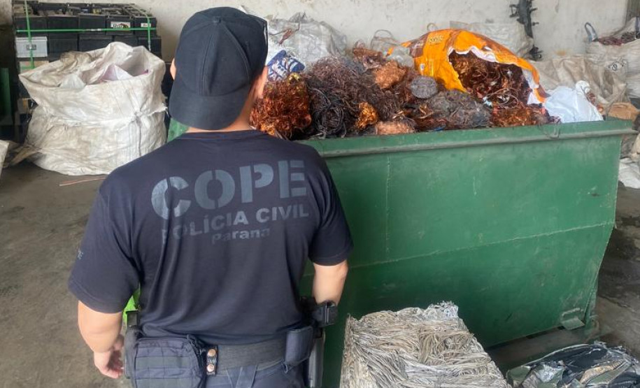PCPR cumpre dois mandados de busca e apreensão contra receptação de cabos de energia em Curitiba