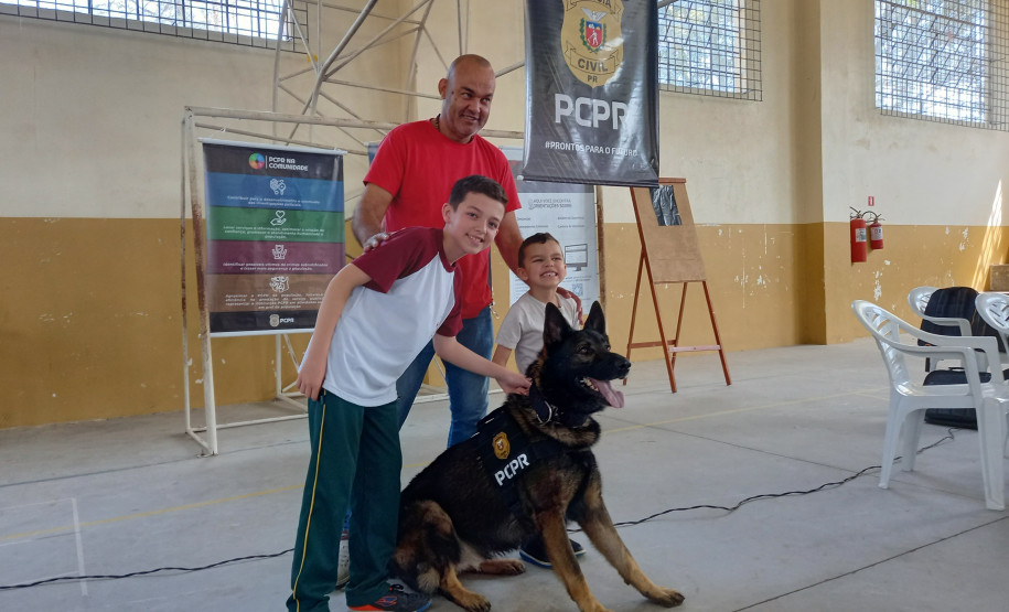 PCPR na Comunidade leva serviços de polícia judiciária para mais de 400 pessoas em Colombo