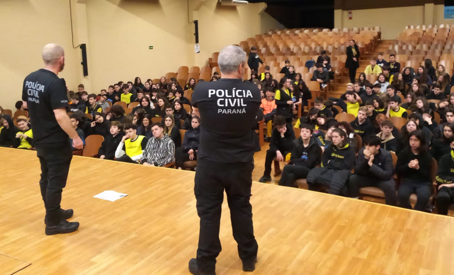 PCPR ministra palestras para mais de 6,8 mil pessoas no mês de agosto em todo Paraná