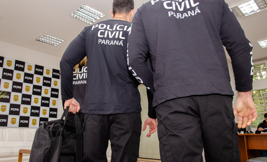 PCPR e PMPR cumprem mandado de busca e apreensão contra homem que ameaçou juiz e promotores em Irati