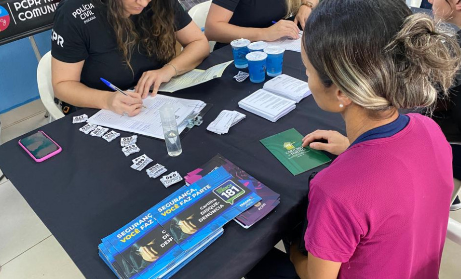 PCPR na Comunidade leva serviços de polícia judiciária para mais de 360 pessoas na Cidade Industrial de Curitiba