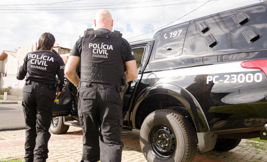 PCPR prende homem em flagrante por posse irregular de arma de fogo em Umuarama