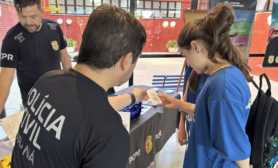 PCPR na Comunidade oferece serviços de polícia judiciária para a população de Santo Antônio do Paraíso