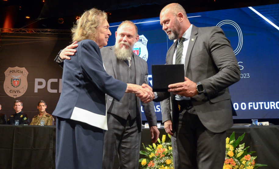 Governo comemora 170 anos da Polícia Civil do Paraná com homenagens e reconhecimento