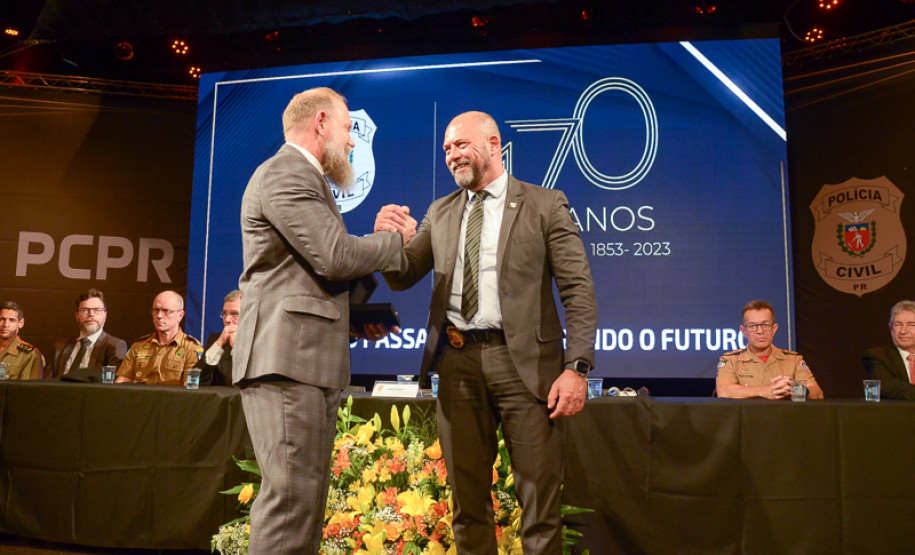 Governo comemora 170 anos da Polícia Civil do Paraná com homenagens e reconhecimento