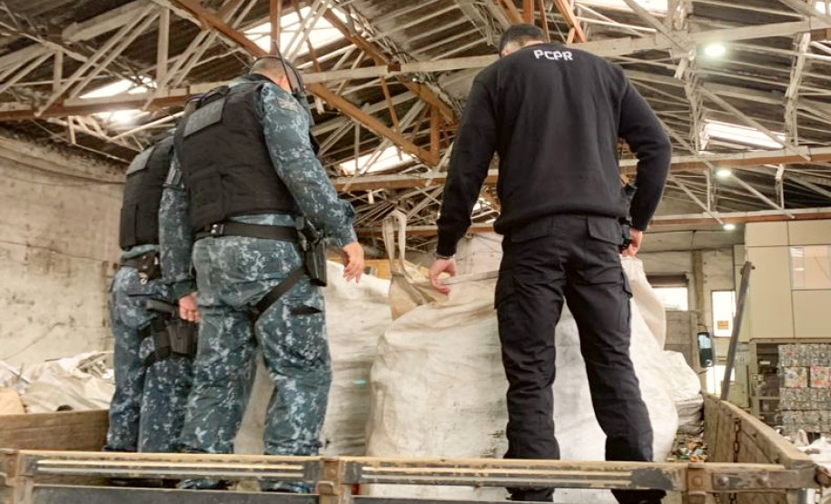 PCPR e GM apreendem 3 toneladas de cobre em Curitiba