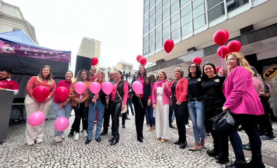 PCPR participa da abertura da campanha do Outubro Rosa