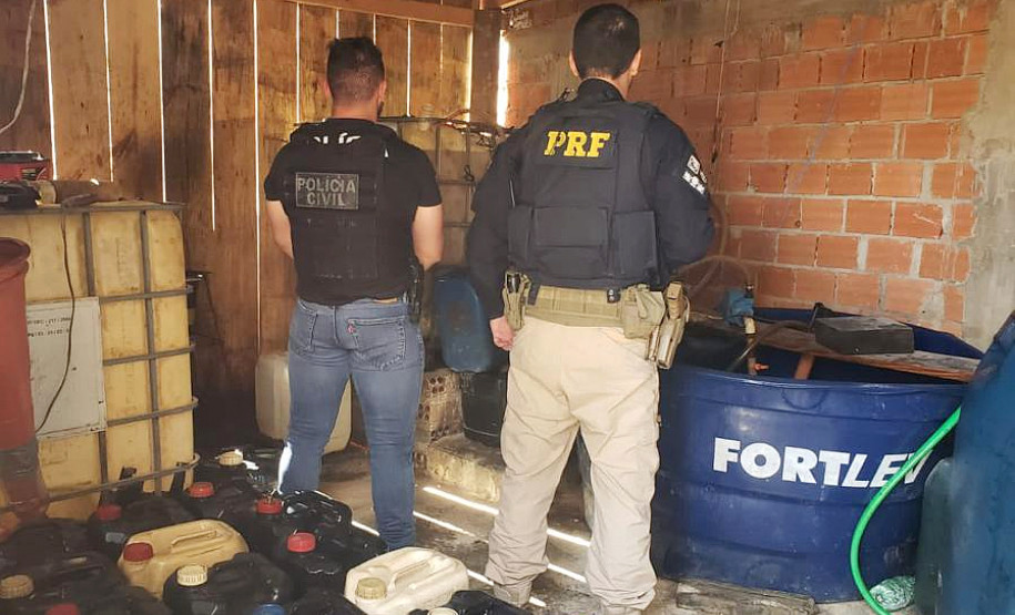 PCPR e PRF prendem cinco pessoas em operação contra grupo criminoso ligado a furtos e roubos de cargas