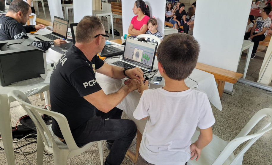 PCPR na Comunidade oferece serviços de polícia judiciária para a população de Maringá