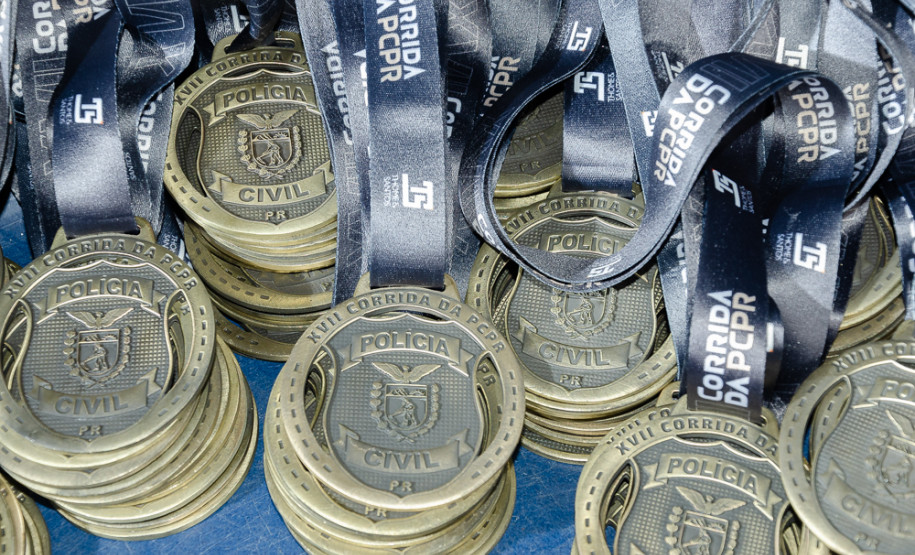 Mais de mil pessoas participam da 17ª Corrida da PCPR