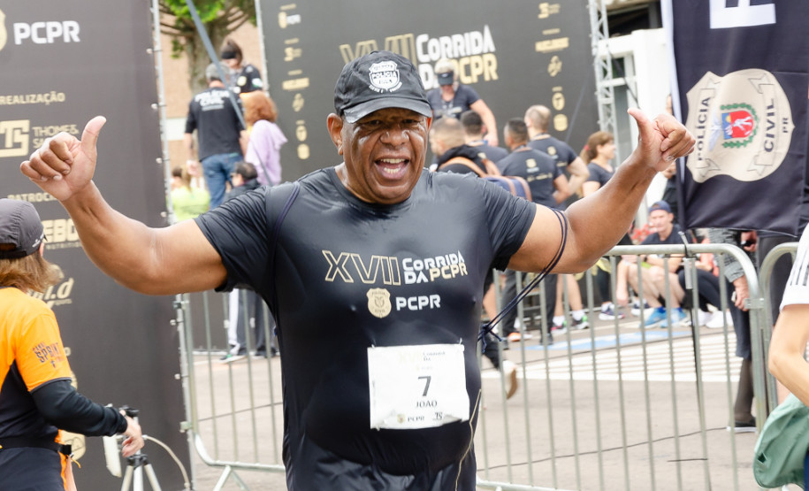 Mais de mil pessoas participam da 17ª Corrida da PCPR