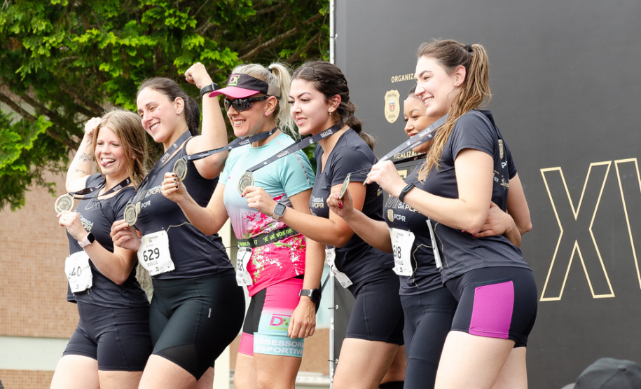 Mais de mil pessoas participam da 17ª Corrida da PCPR