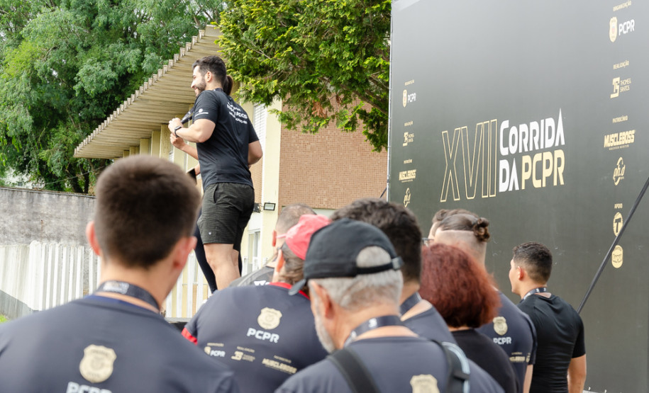 Mais de mil pessoas participam da 17ª Corrida da PCPR