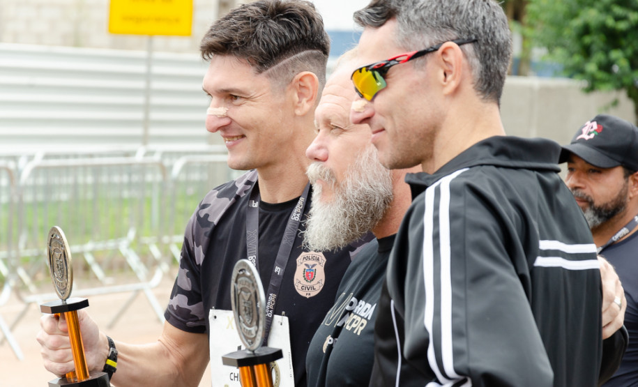 Mais de mil pessoas participam da 17ª Corrida da PCPR