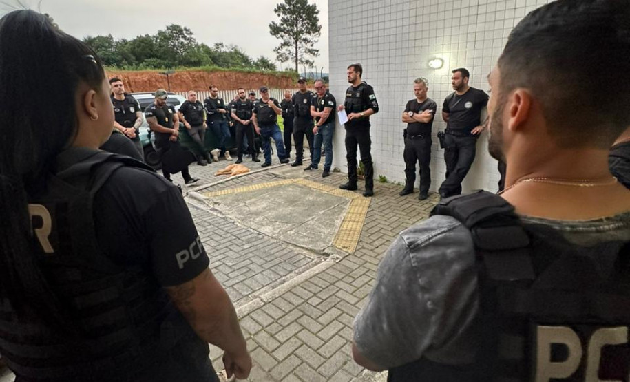 PCPR prende três pessoas durante operação contra o tráfico de drogas em Almirante Tamandaré