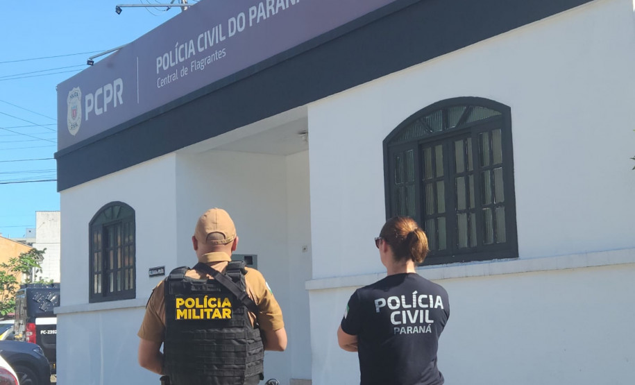 PCPR e PMPR prendem casal por homicídio em menos de 24h após o crime no Litoral