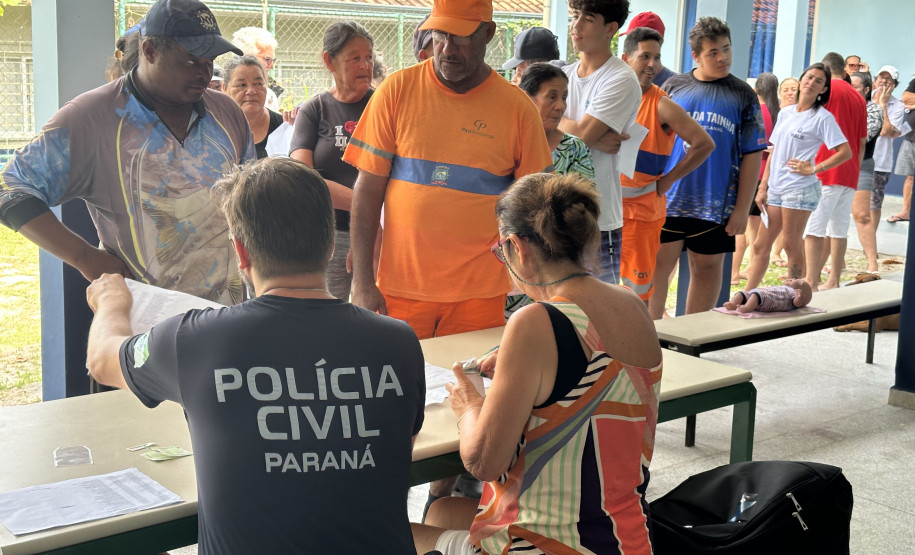 PCPR realiza entrega de mais de 260 carteiras de identidade na Ilha do Mel