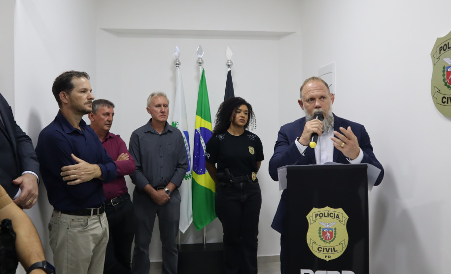 PCPR realiza reparos na estrutura da delegacia em Mallet