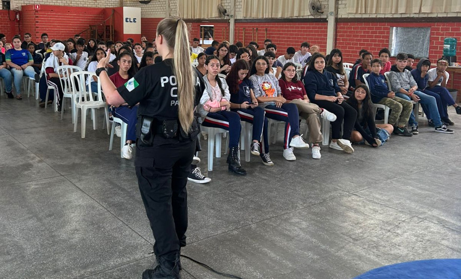 PCPR ministrou palestras sobre violência e cibercrimes para 3,7 mil pessoas em novembro
