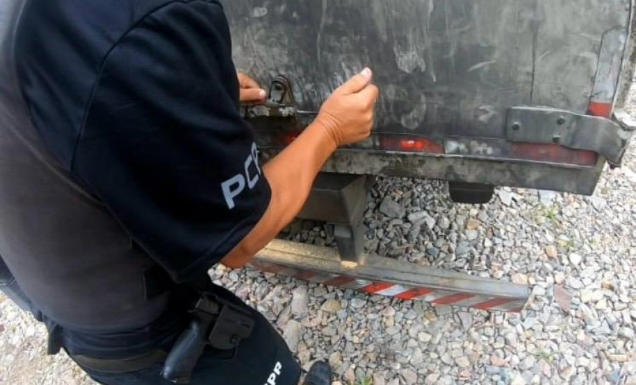 PCPR prende dois homens por receptação e corrupção de menores em Morretes