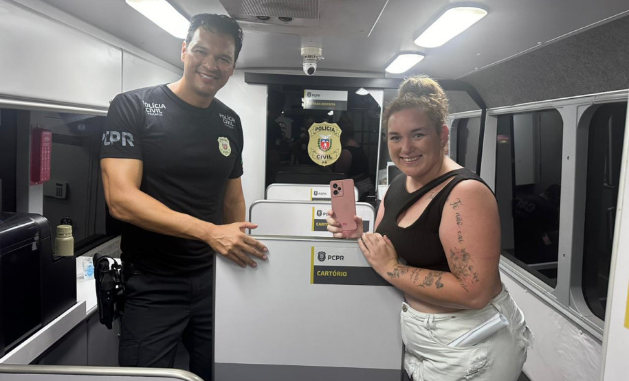 PCPR restitui celulares de cidadãos extraviados durante show do Verão Maior Paraná