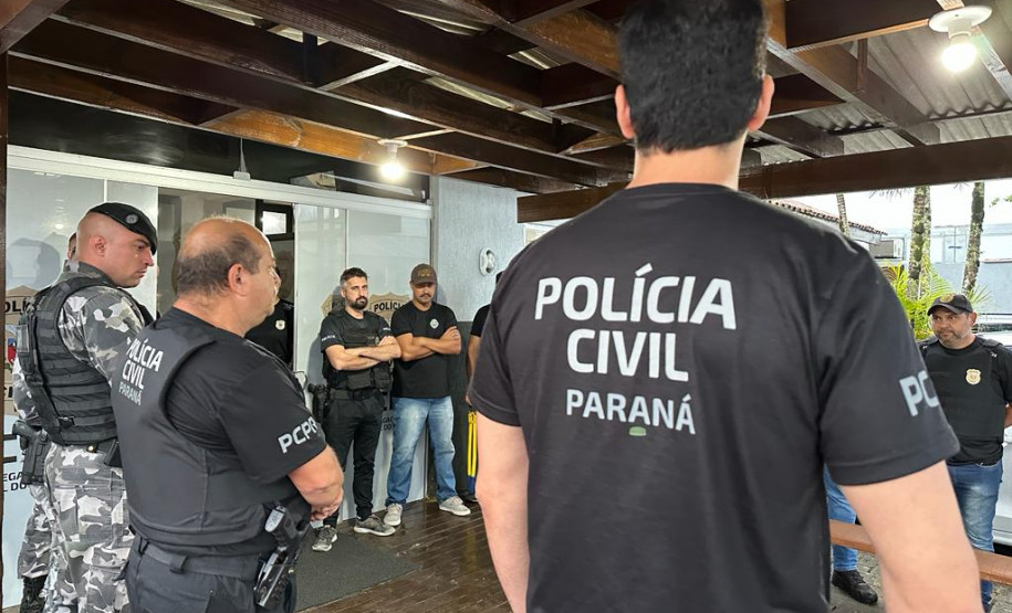 PCPR e PMPR prendem duas pessoas em operação que apura homicídio tentado ocorrido em Pontal do Paraná