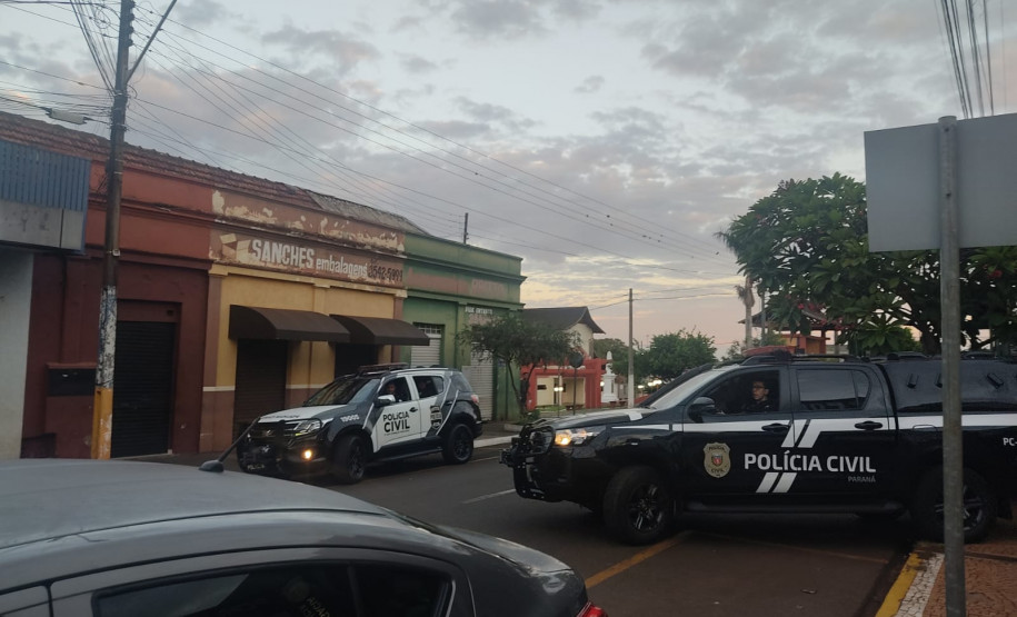 PCPR apreende munições, drogas e resgata pássaros em Bandeirantes