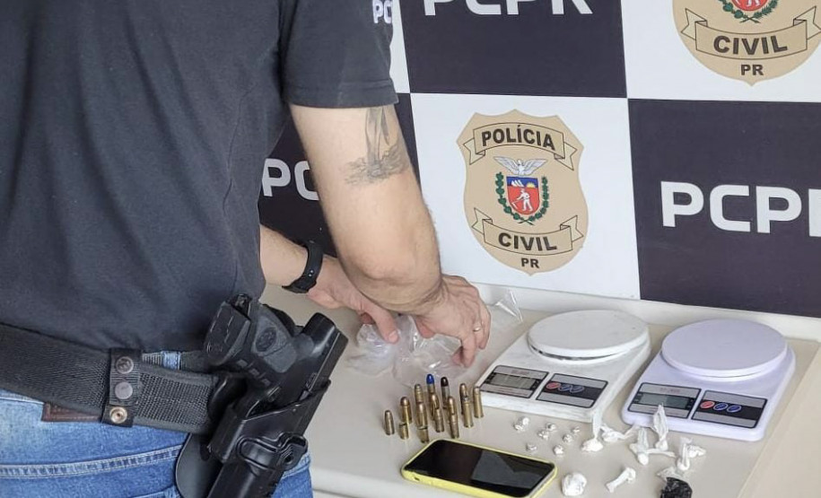 PCPR e PMPR prende homem por tráfico de drogas e posse de munição de uso restrito em Carlópolis