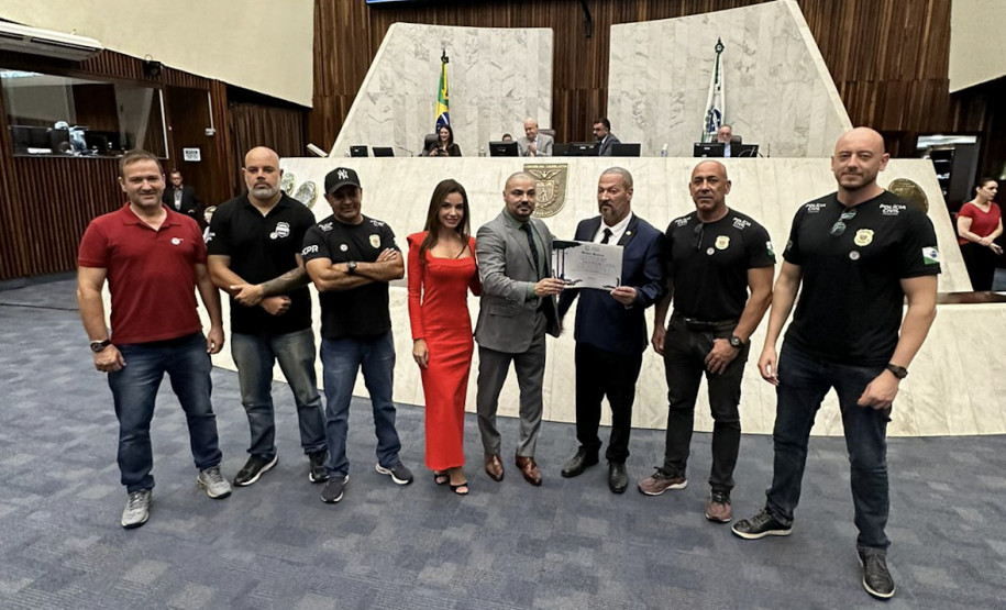 Delegado da PCPR recebe menção honrosa em Curitiba