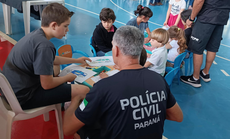 PCPR na Comunidade leva serviços para mais de 3,4 mil pessoas em Manoel Ribas e Maringá