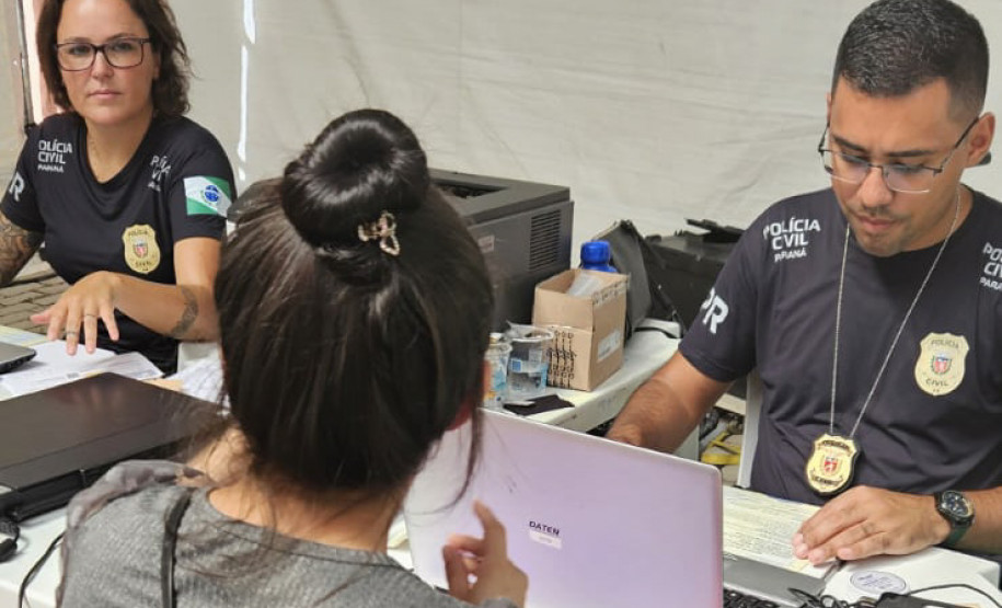 PCPR na Comunidade leva serviços de polícia judiciária para mais de 1,9 mil pessoas em Pinhais e Foz do Iguaçu
