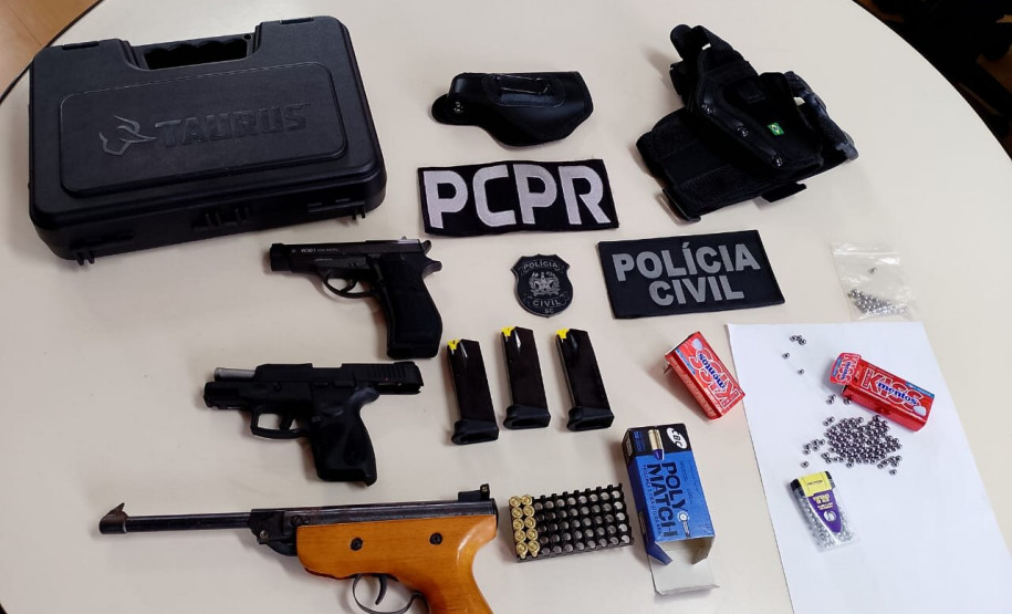 PCPR e PCSC apreendem armas em Pinhais