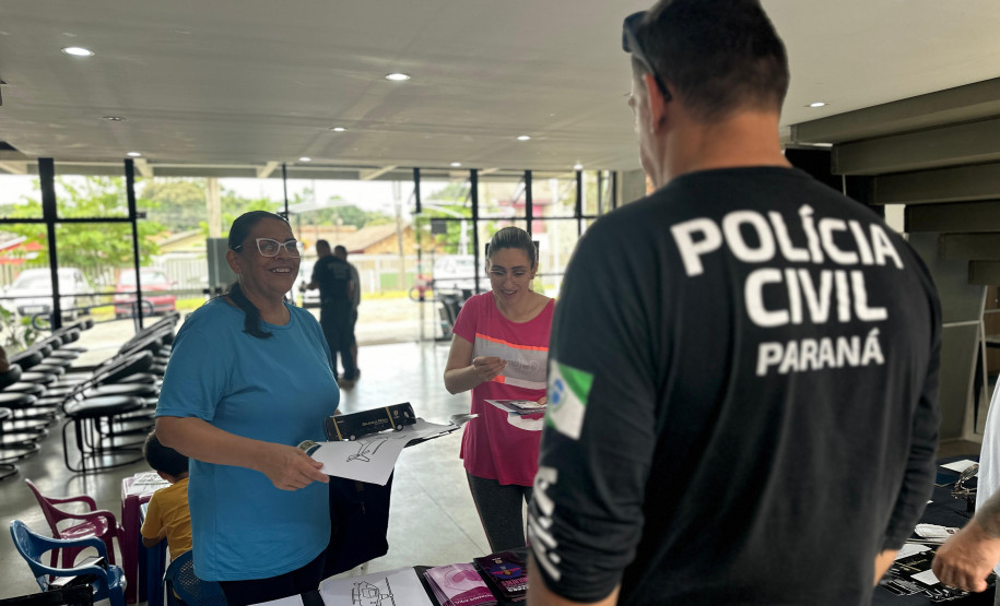 PCPR na Comunidade leva serviços para mais de 3,2 mil pessoas em Paranaguá, Palmas e Curitiba