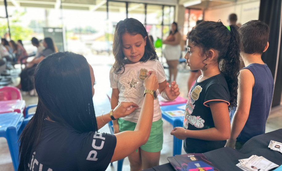 PCPR na Comunidade leva serviços para mais de 3,2 mil pessoas em Paranaguá, Palmas e Curitiba