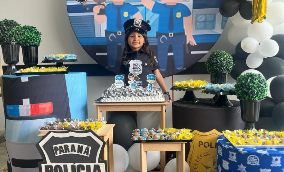 PCPR participa de aniversário de menina em Londrina
