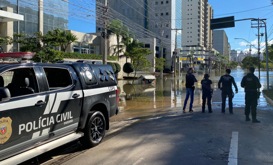 Com 104 agentes e muita tecnologia, forças de segurança do PR seguem apoiando o RS