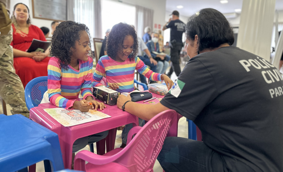 PCPR na Comunidade leva serviços de polícia judiciária para mais de 800 pessoas em Foz do Iguaçu