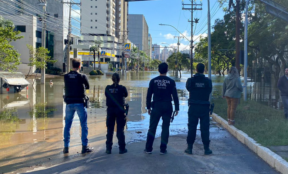 Com 104 agentes e muita tecnologia, forças de segurança do PR seguem apoiando o RS
