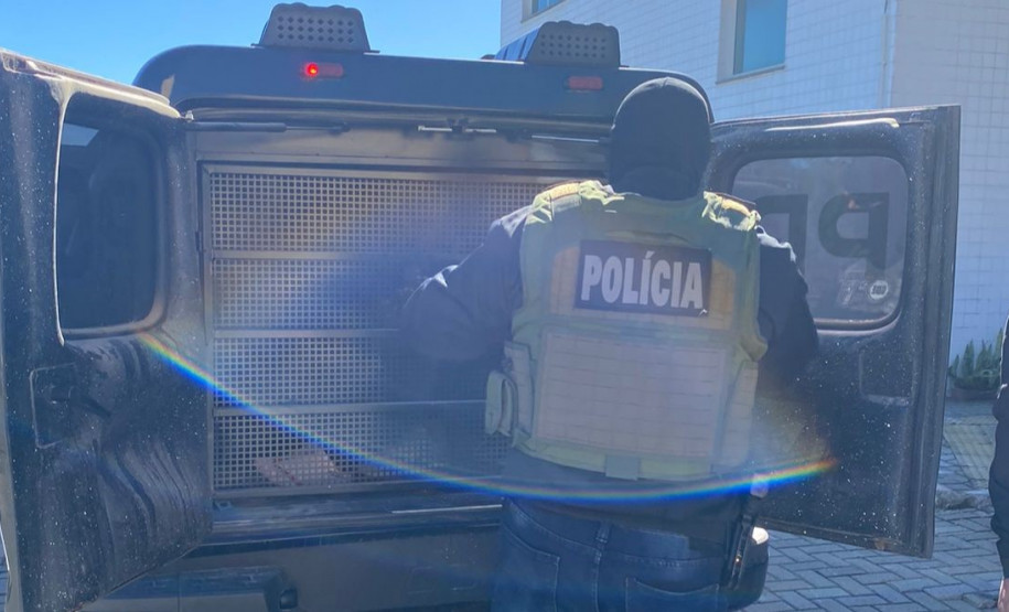 PCPR prende três integrantes de grupo criminoso ligado a mais de dez assaltos a passageiros de ônibus