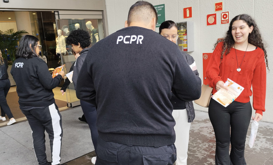 PCPR leva orientações sobre segurança no Maio Amarelo e Maio Laranja para mais de 1,5 mil pessoas em Curitiba