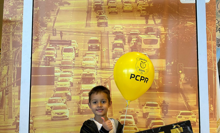 PCPR leva orientações sobre segurança no Maio Amarelo e Maio Laranja para mais de 1,5 mil pessoas em Curitiba