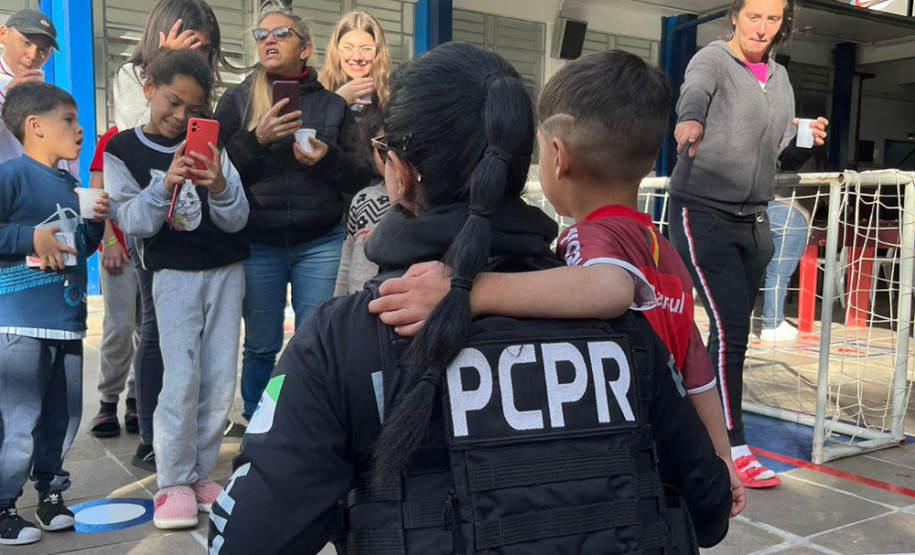 Com 104 agentes e muita tecnologia, forças de segurança do PR seguem apoiando o RS