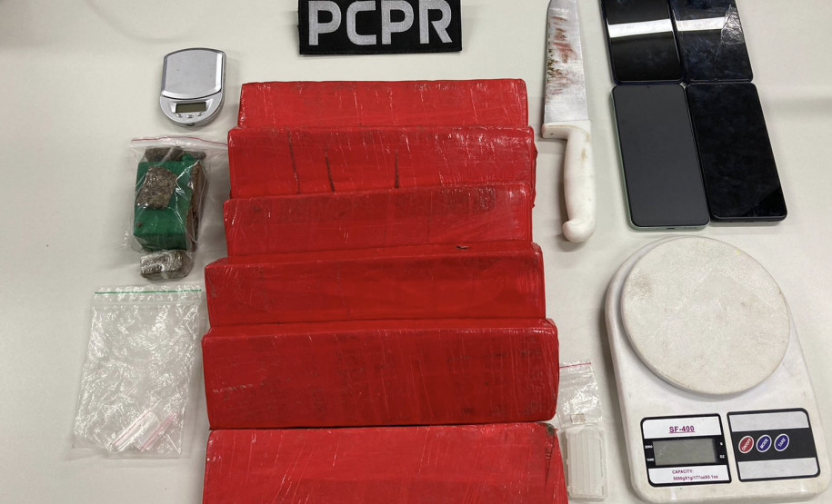 PCPR prende duas pessoas por tráfico e apreende 4,7 quilos de maconha em Curitiba