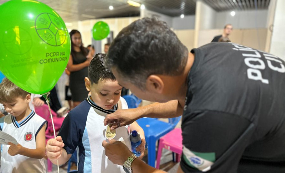PCPR na Comunidade leva serviços de polícia judiciária e exposições para população de Maringá