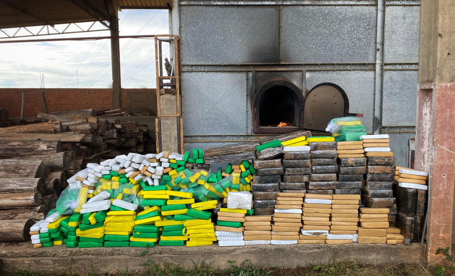 PCPR incinera 977 quilos de drogas em Palmeira